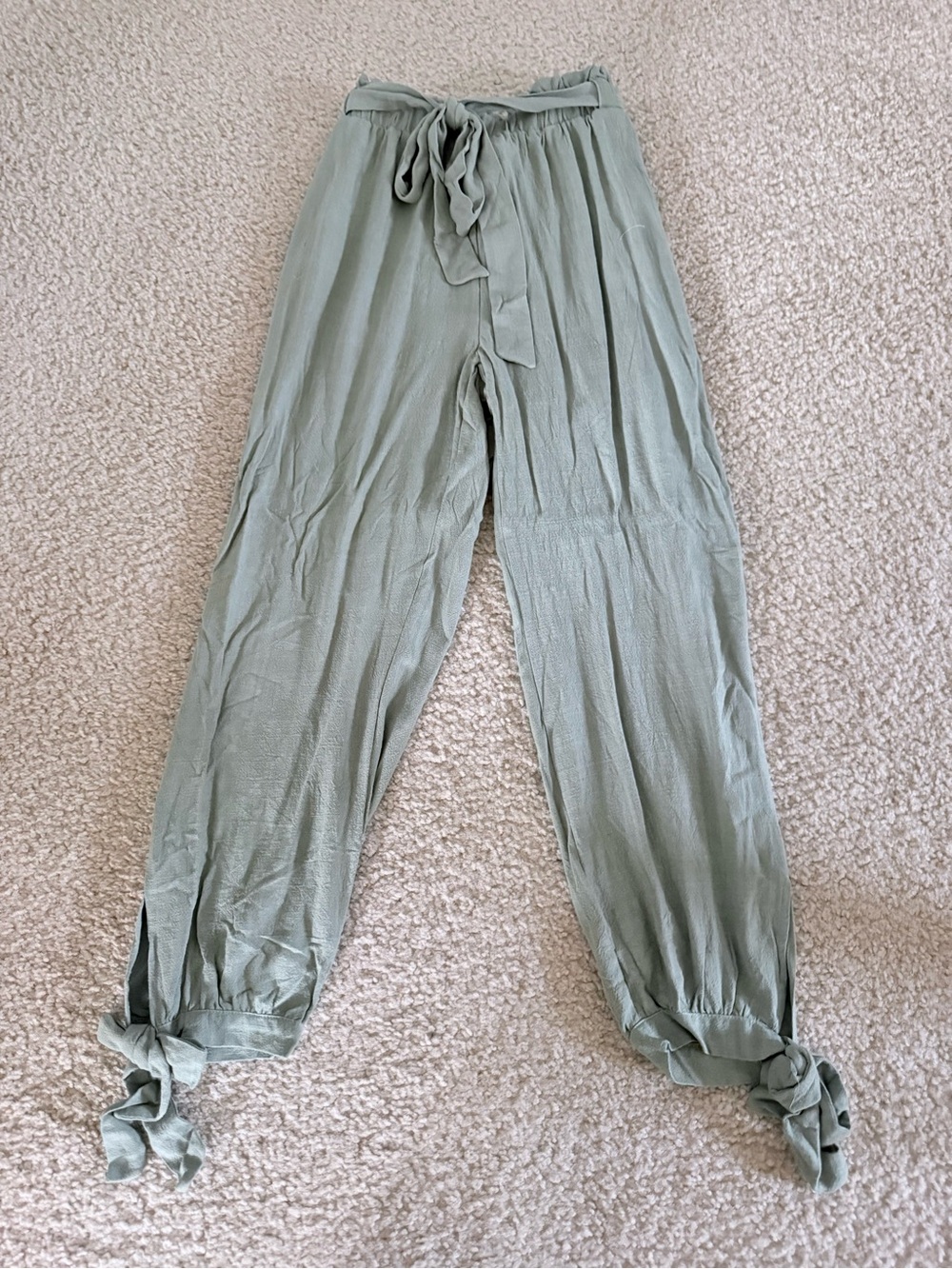 Women’s Sage Green Tie-Waist Harem Pants